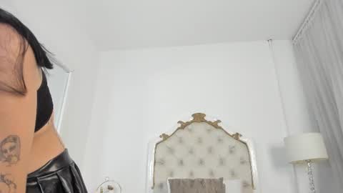 atenea lux online show from 15, 6, 2026