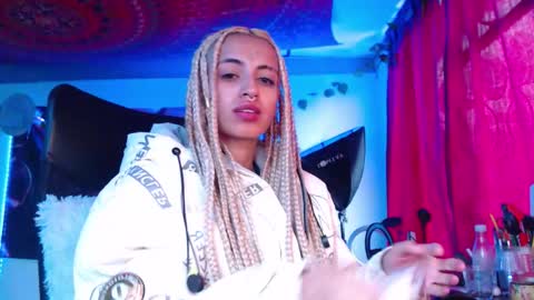 Atenea online show from 30, 9, 2025