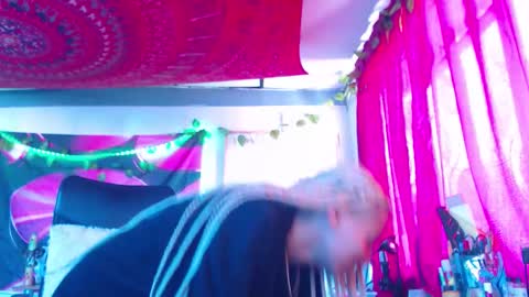 Atenea online show from 9, 10, 2025