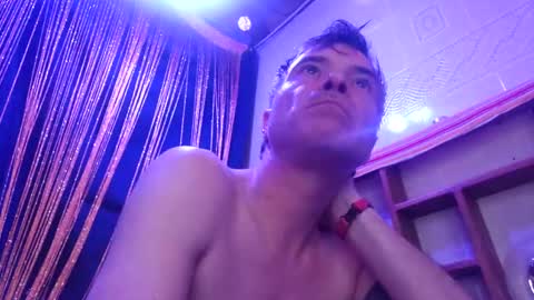 jonnyandrew online show from 12, 12, 2024