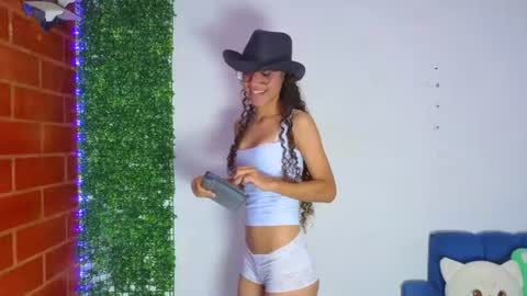 Snapshot of athenea_03 chatting on 29, 6, 2026 Athenea online show from 29, 6, 2026