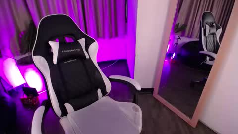 athenea_foxy online show from 10, 1, 2026