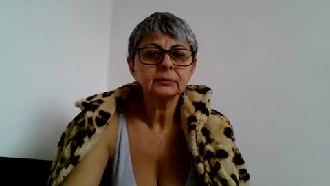 Snapshot of atikaarea chatting on 4, 12, 2024 atikaarea online show from 4, 12, 2024