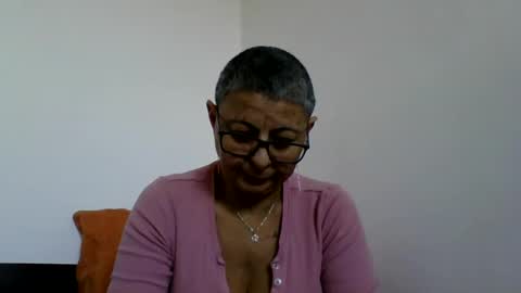 Snapshot of atikaarea chatting on 14, 1, 2025 atikaarea online show from 14, 1, 2025