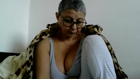Snapshot of atikaarea chatting on 23, 1, 2025 atikaarea online show from 23, 1, 2025