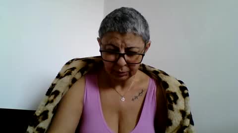 Snapshot of atikaarea chatting on 13, 2, 2025 atikaarea online show from 13, 2, 2025