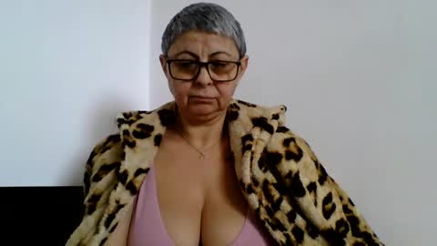 Snapshot of atikaarea chatting on 21, 2, 2025 atikaarea online show from 21, 2, 2025