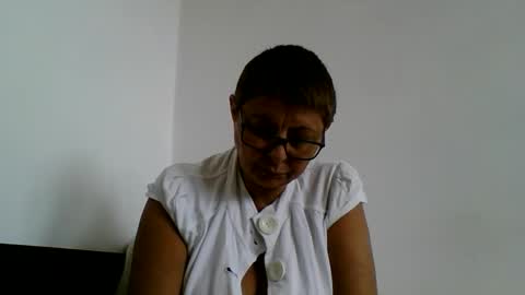 Snapshot of atikaarea chatting on 30, 9, 2025 atikaarea online show from 30, 9, 2025