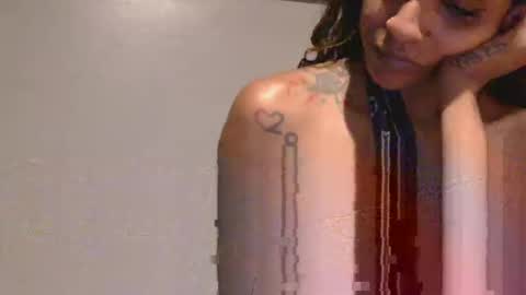 Snapshot of atirahcali chatting on 11, 9, 2025 AtirahCali online show from 11, 9, 2025