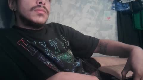 Snapshot of atmorin01 chatting on 5, 10, 2025 Atmarin199 aka Dre online show from 5, 10, 2025