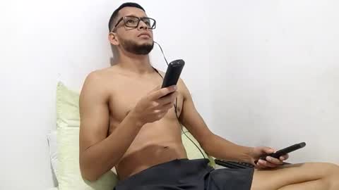 Snapshot of atorres21 chatting on 5, 10, 2025 Torres online show from 5, 10, 2025