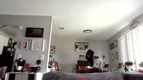 Snapshot of atwen002 chatting on 18, 3, 2026 Queen Libbey2025 online show from 18, 3, 2026