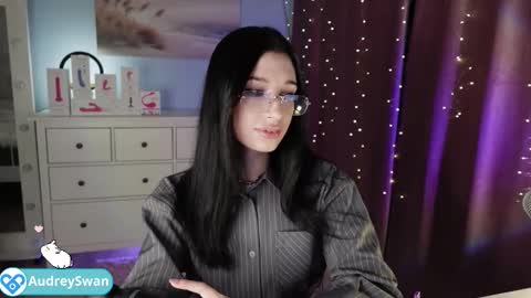 Mary online show from 20, 12, 2025