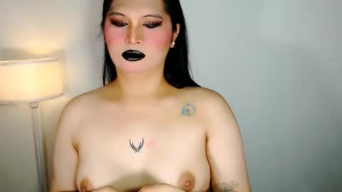 Snapshot of audreyholloway chatting on 17, 5, 2026 Audrey online show from 17, 5, 2026