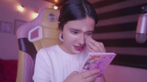 aura_rouss online show from 8, 11, 2025