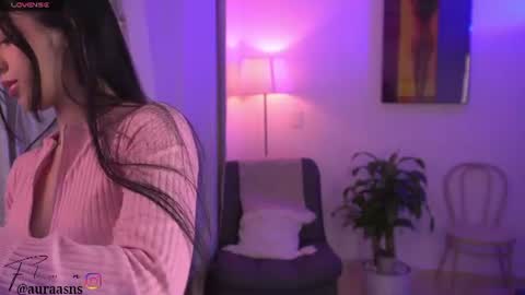 Snapshot of aura_sensual chatting on 19, 6, 2026 . online show from 19, 6, 2026