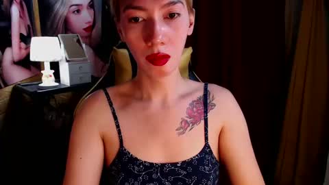 Snapshot of aurakharisma_xx chatting on 15, 12, 2024 Miss awra online show from 15, 12, 2024