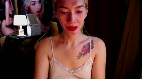 Snapshot of aurakharisma_xx chatting on 20, 12, 2024 Miss awra online show from 20, 12, 2024