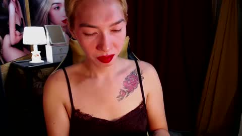 Snapshot of aurakharisma_xx chatting on 21, 12, 2024 Miss awra online show from 21, 12, 2024