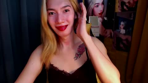 Snapshot of aurakharisma_xx chatting on 22, 1, 2025 Miss awra online show from 22, 1, 2025