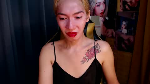 Snapshot of aurakharisma_xx chatting on 23, 1, 2025 Miss awra online show from 23, 1, 2025