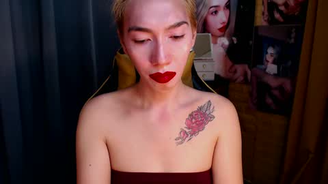 Snapshot of aurakharisma_xx chatting on 23, 2, 2025 Miss awra online show from 23, 2, 2025