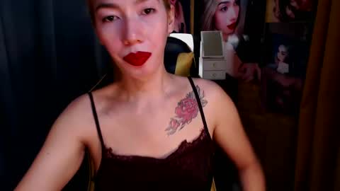Snapshot of aurakharisma_xx chatting on 11, 3, 2025 Miss awra online show from 11, 3, 2025