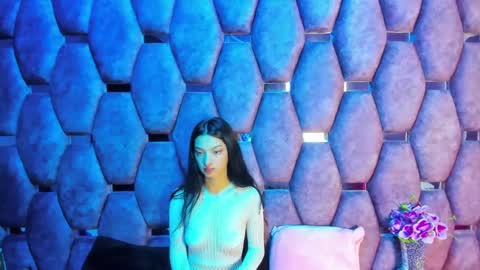 aurora online show from 10, 10, 2025