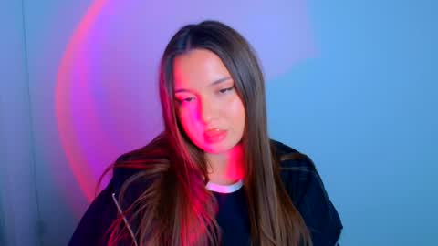 Snapshot of aurora_gibert chatting on 7, 7, 2026 Aurora online show from 7, 7, 2026