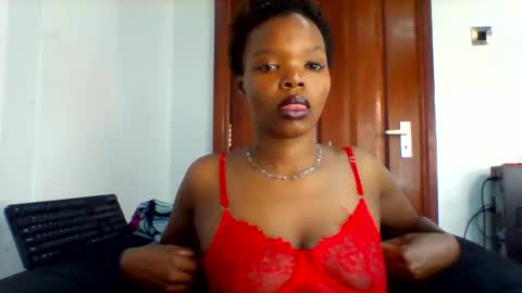 Snapshot of aurora_lightz_1 chatting on 27, 5, 2026 IVY online show from 27, 5, 2026