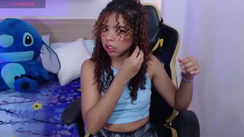 Snapshot of aurora_rodriguez chatting on 2, 12, 2024 aurora_rodriguez online show from 2, 12, 2024