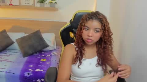 Snapshot of aurora_rodriguez chatting on 23, 1, 2025 aurora_rodriguez online show from 23, 1, 2025