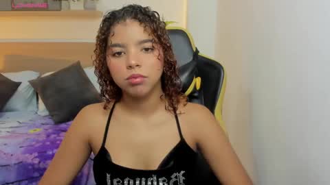 Snapshot of aurora_rodriguez chatting on 30, 1, 2025 aurora_rodriguez online show from 30, 1, 2025