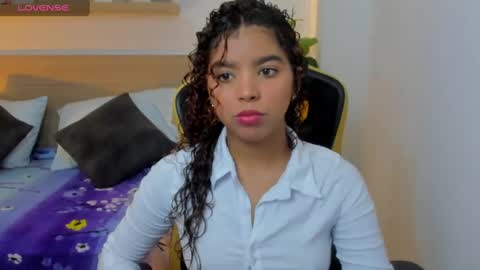Snapshot of aurora_rodriguez chatting on 6, 2, 2025 aurora_rodriguez online show from 6, 2, 2025