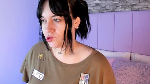 Snapshot of aurora_sweet2 chatting on 20, 12, 2024 Madison online show from 20, 12, 2024