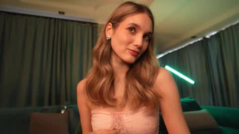 Aurora online show from 10, 2, 2025