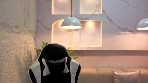 Snapshot of aurora_tp chatting on 12, 2, 2026 AURORA online show from 12, 2, 2026