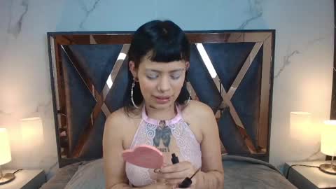 Snapshot of auroradiaz_ chatting on 14, 5, 2026 Aurora Diaz online show from 14, 5, 2026