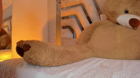 Aurora  online show from 11, 2, 2026