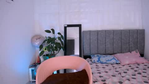 INSTAGRAM AURORA MCRY online show from 5, 11, 2025