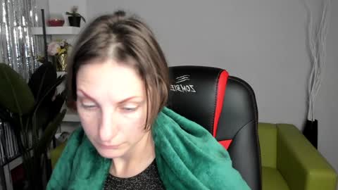 Snapshot of aurorascript chatting on 19, 1, 2025 Aurora online show from 19, 1, 2025