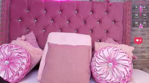 Snapshot of aurorasim chatting on 26, 11, 2025 Aurora online show from 26, 11, 2025