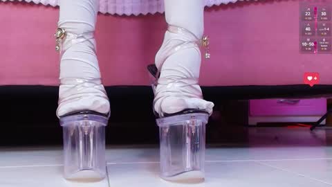 Snapshot of aurorasim chatting on 15, 12, 2025 Aurora online show from 15, 12, 2025