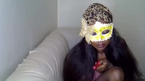 Sparkles online show from 22, 12, 2025