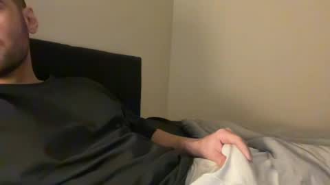 Snapshot of ausdude_95 chatting on 10, 7, 2026 ausdude_95 online show from 10, 7, 2026