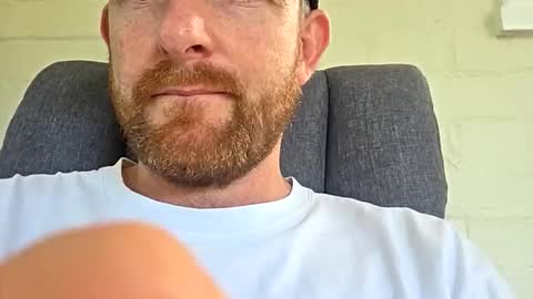 Snapshot of aussie_dadbod6969 chatting on 27, 5, 2026 aussie_dadbod6969 online show from 27, 5, 2026