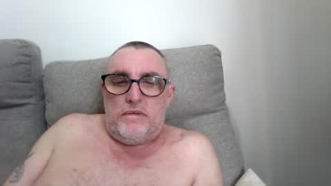 Snapshot of aussie_ozzie chatting on 6, 7, 2026 aussie_ozzie online show from 6, 7, 2026