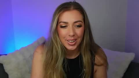 aussielulu online show from 17, 10, 2025