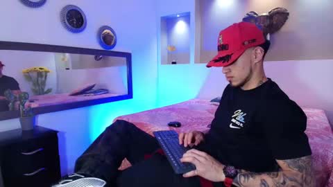 Snapshot of austin_collinss chatting on 18, 12, 2024 AUSTIN online show from 18, 12, 2024