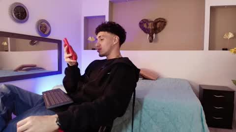 Snapshot of austin_collinss chatting on 31, 12, 2024 AUSTIN online show from 31, 12, 2024